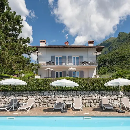 Casa Al Sole Tenno
